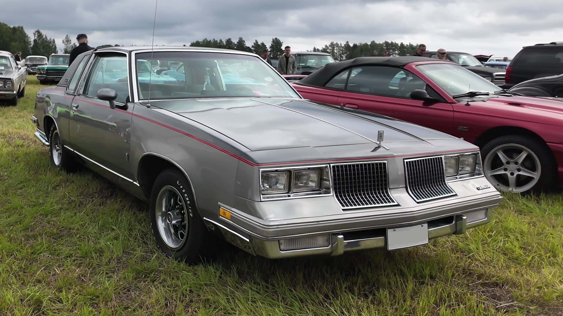 Oldsmobile Cutlass Supreme Coupe