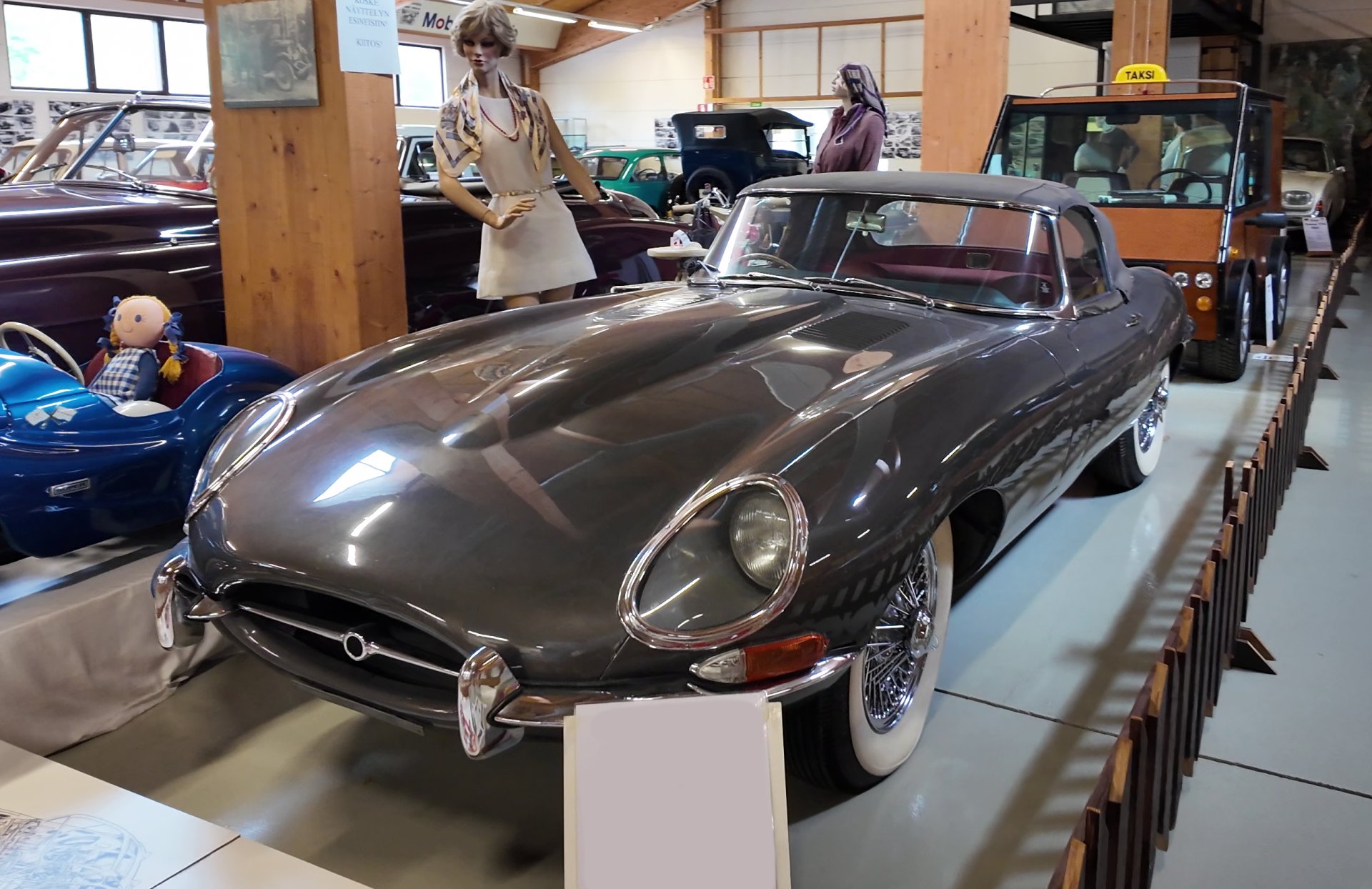 Jaguar E-type