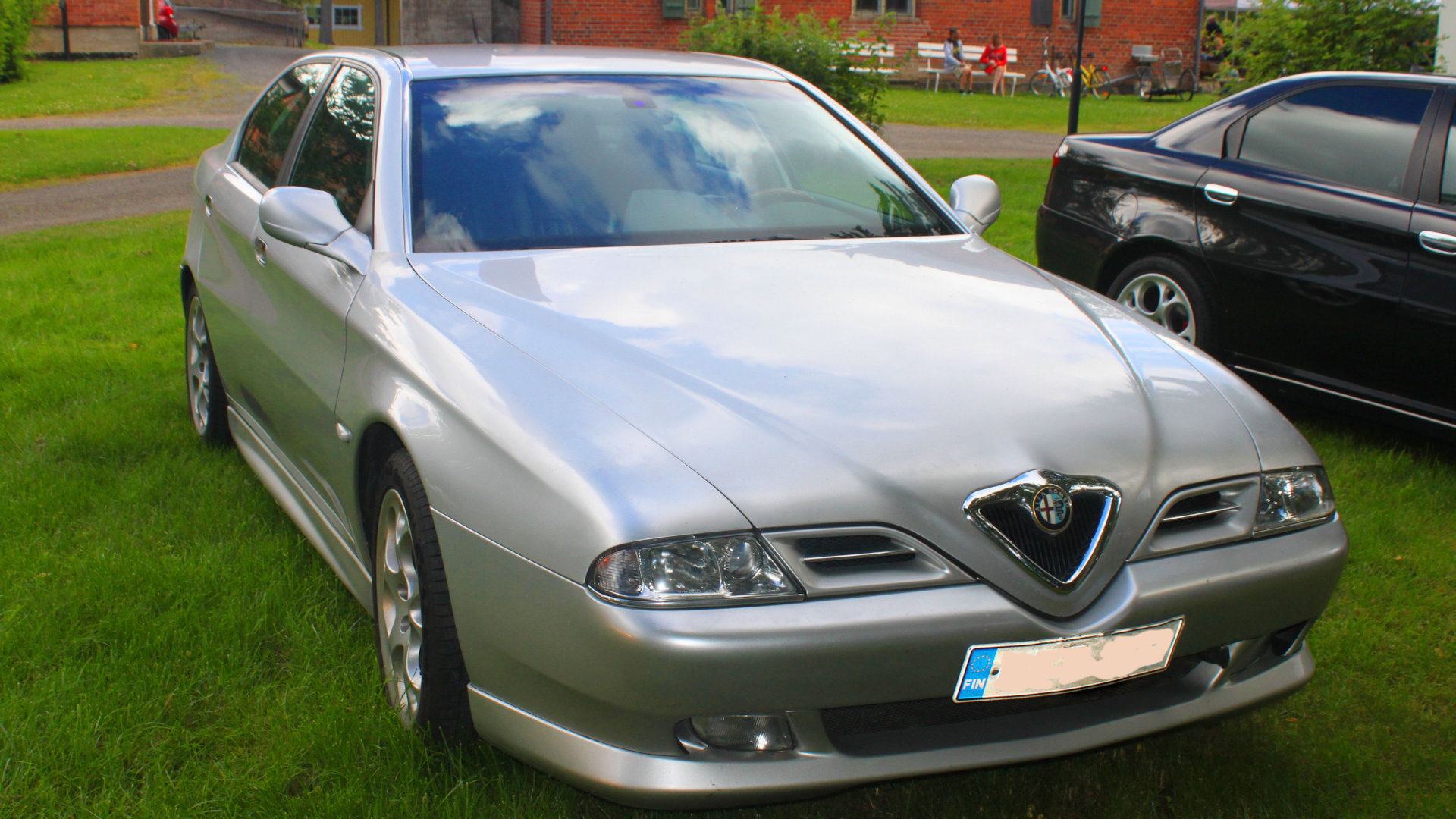 Alfa Romeo 166