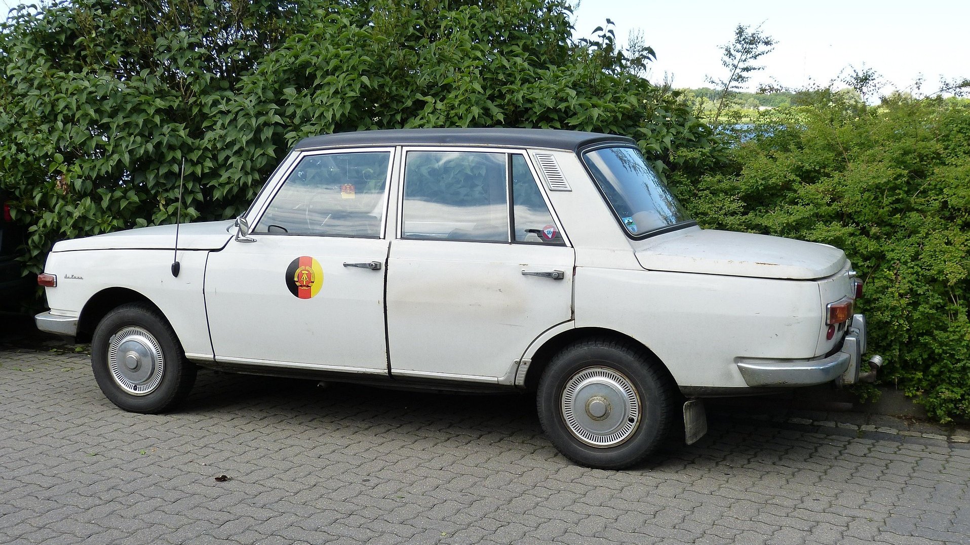 Wartburg 353
