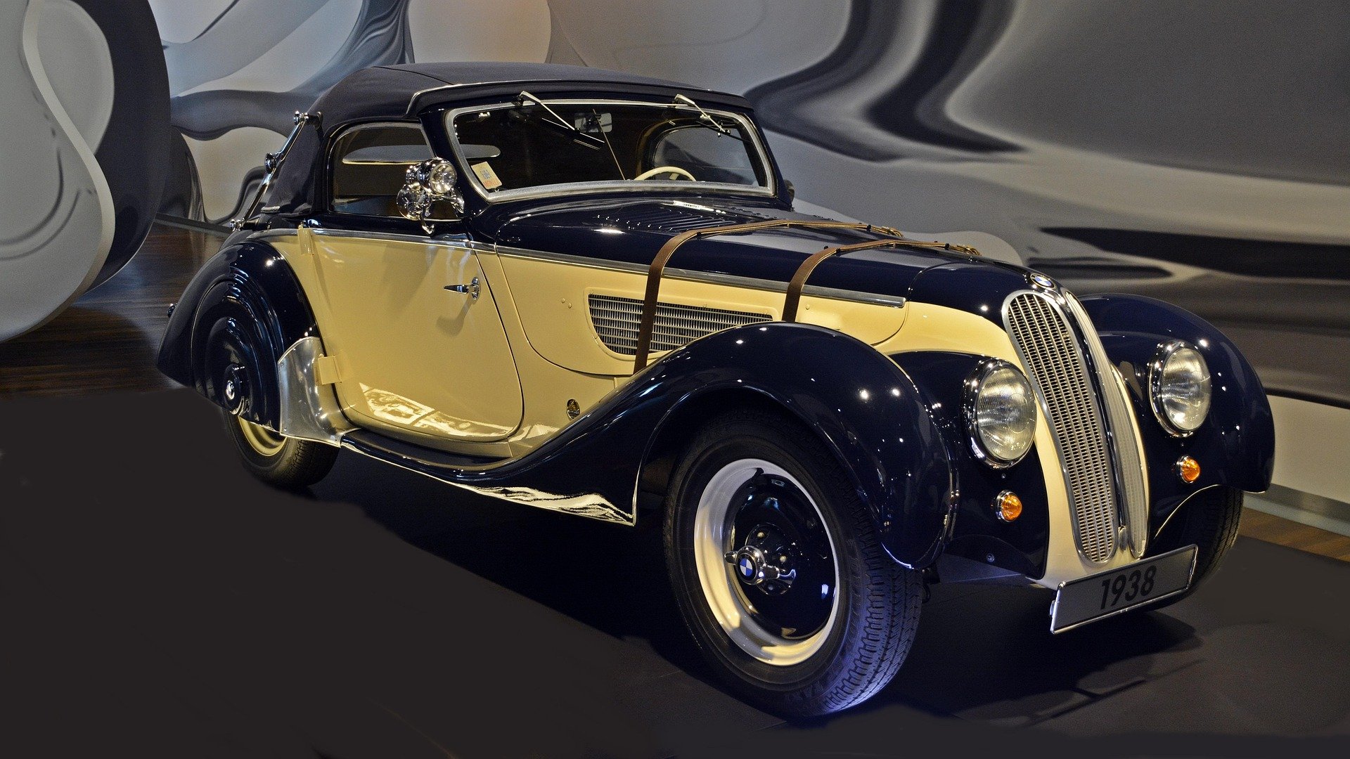 BMW 327