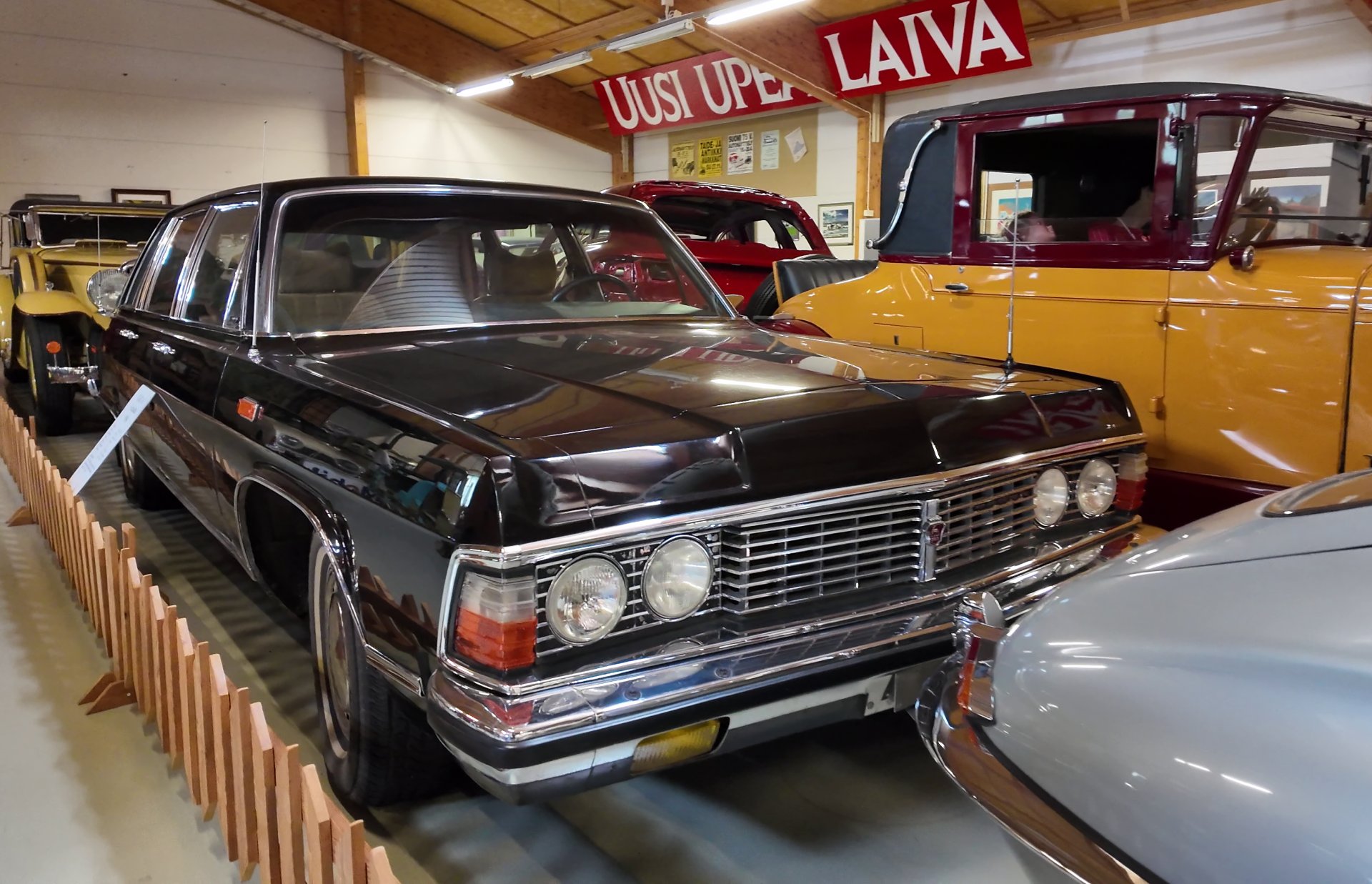 ZIL 114