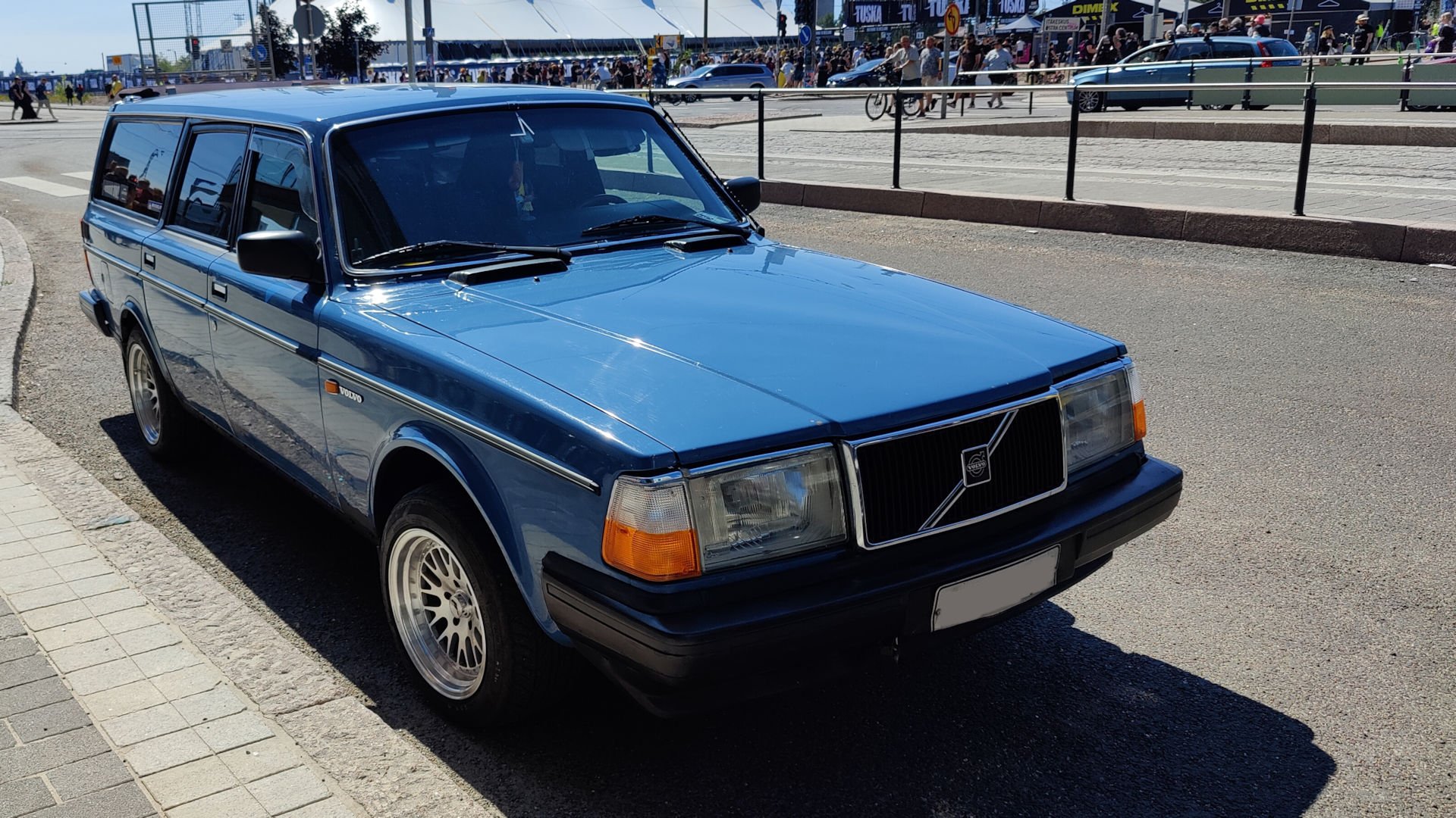 Volvo 240