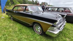 Ford Fairlane