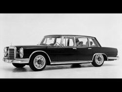 Mercedes-Benz 600