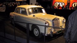 Mercedes-Benz 180
